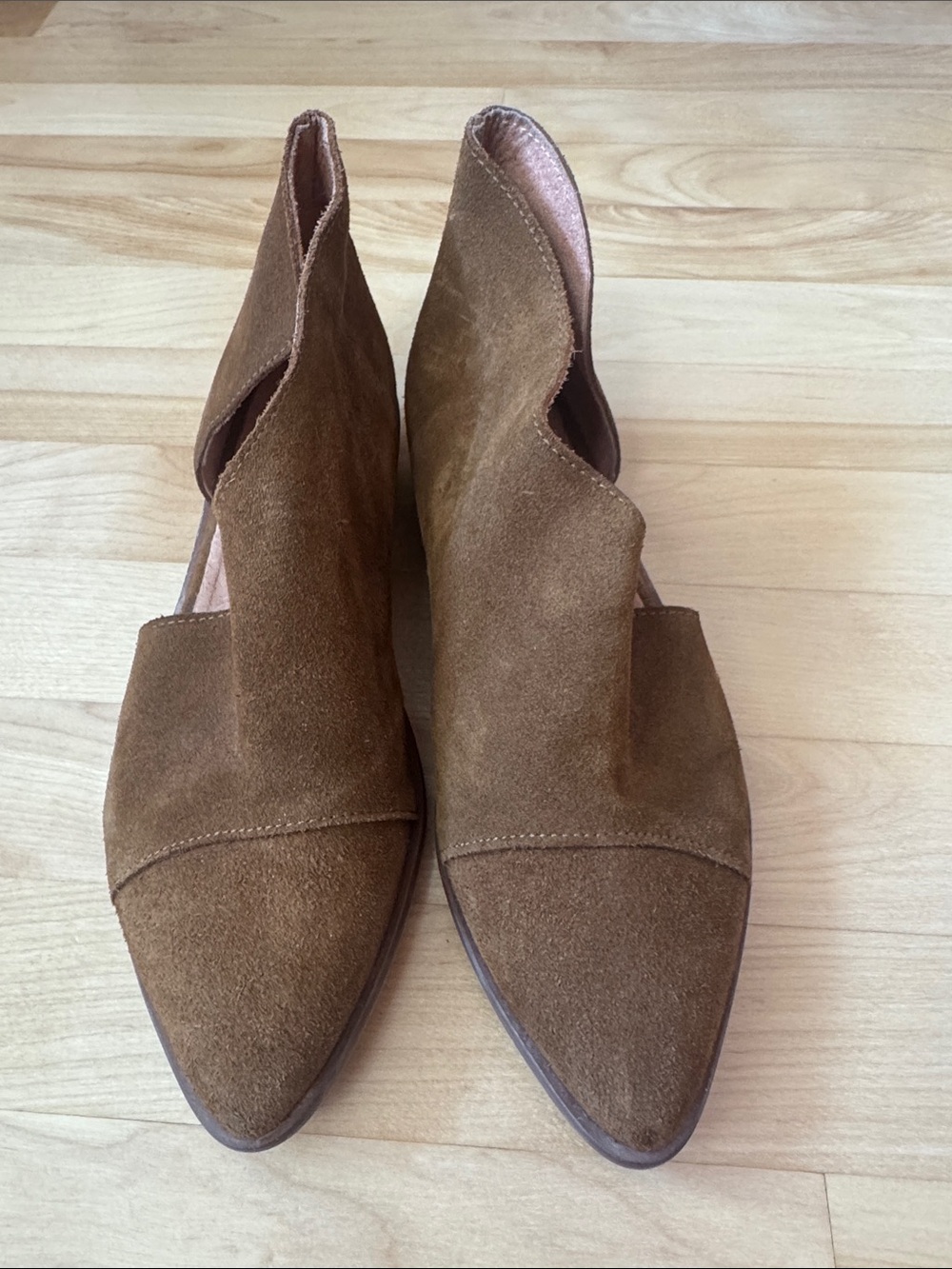 Free People Royale Flat in cocoa brown suede size 37 or 6.5